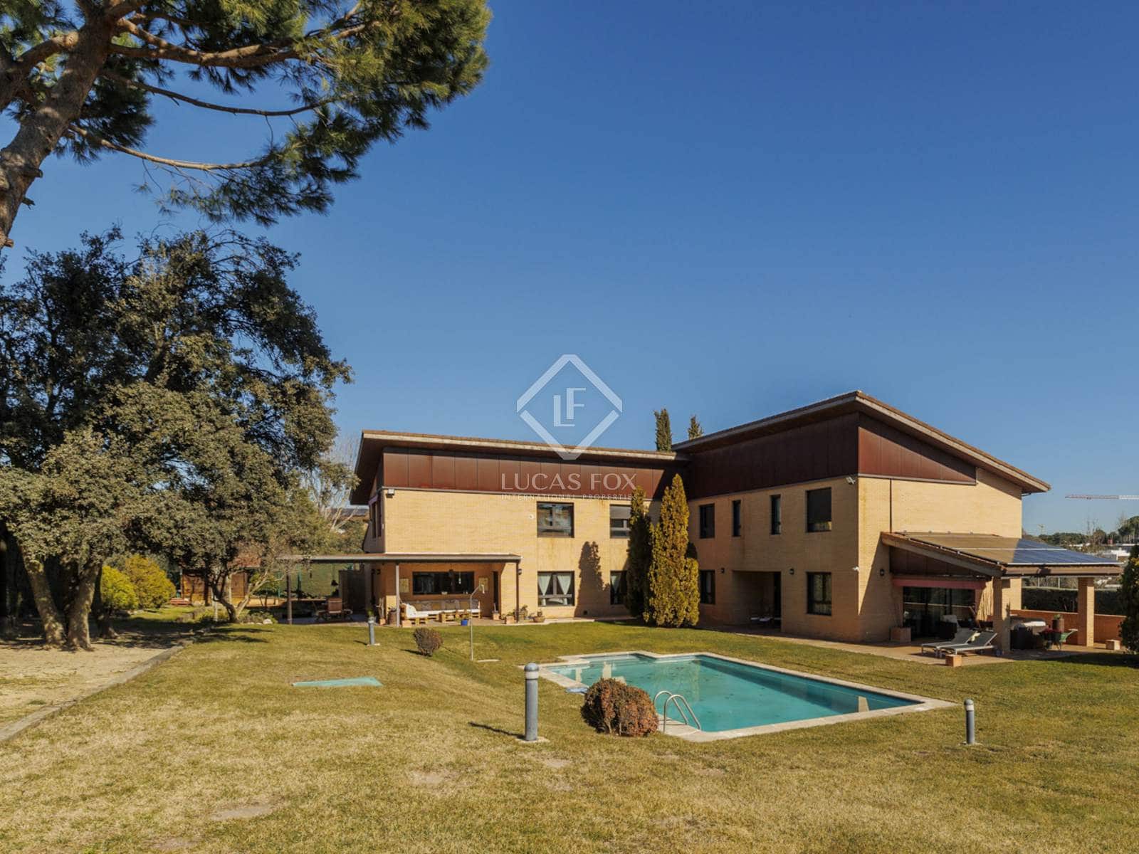 5 soveværelse Villa til salg i Boadilla del Monte med swimmingpool garage - € 2.250.000 (Ref: 8793918)