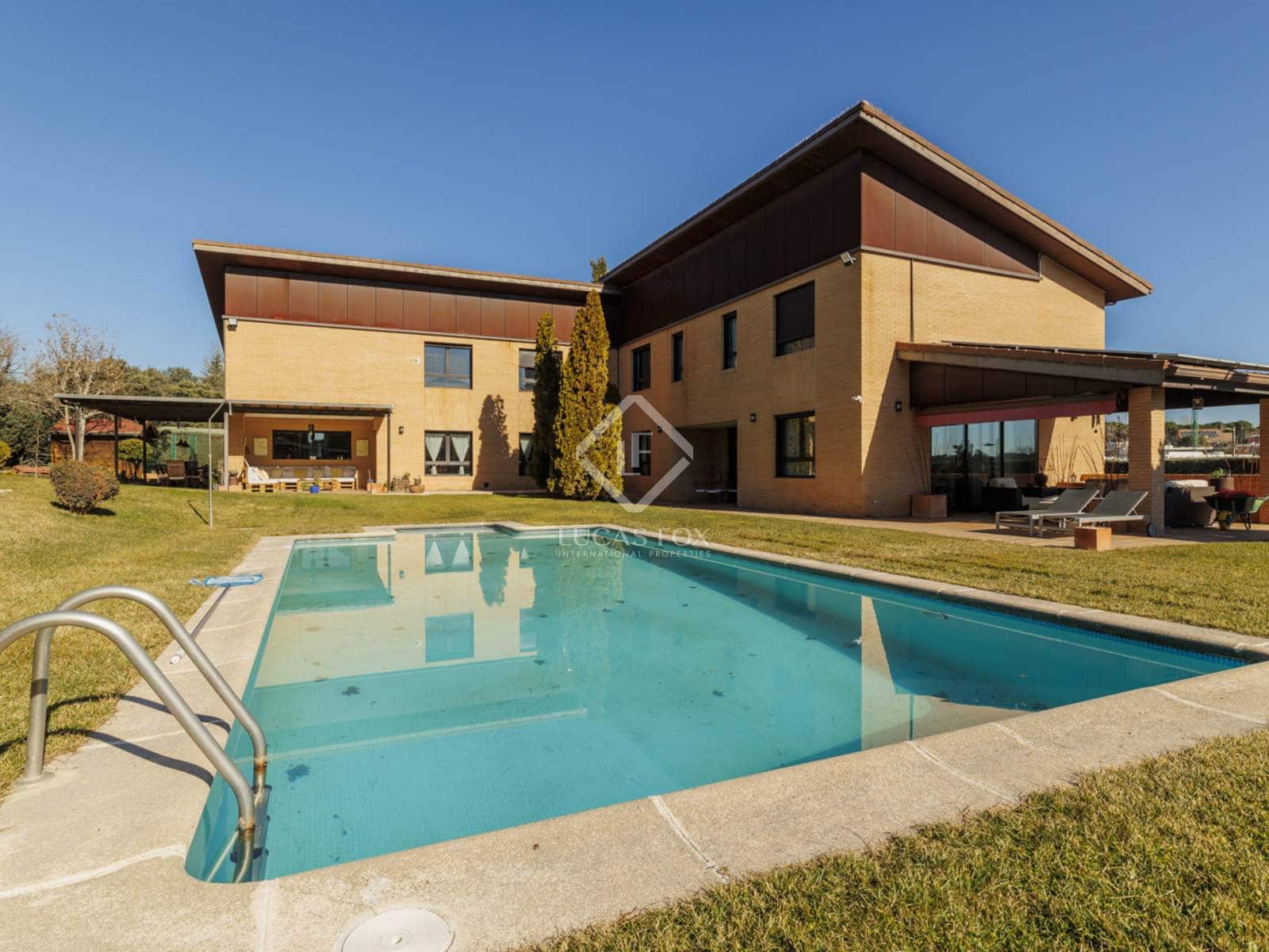 5 soveværelse Villa til salg i Boadilla del Monte med swimmingpool garage - € 2.250.000 (Ref: 8793918)
