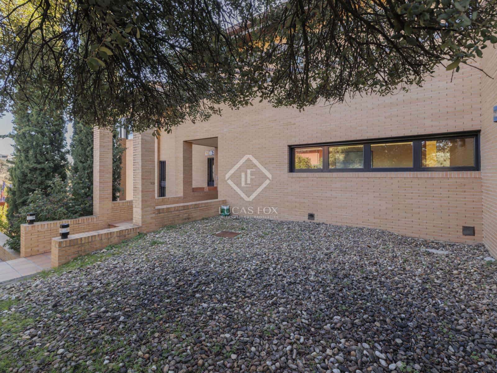 5 soveværelse Villa til salg i Boadilla del Monte med swimmingpool garage - € 2.250.000 (Ref: 8793918)