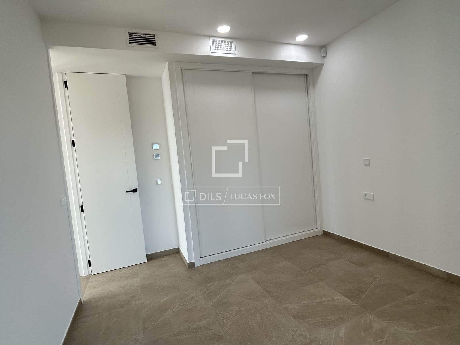 3 bedroom Villa for sale in Benissa with pool garage - € 1,175,000 (Ref: 8803268)