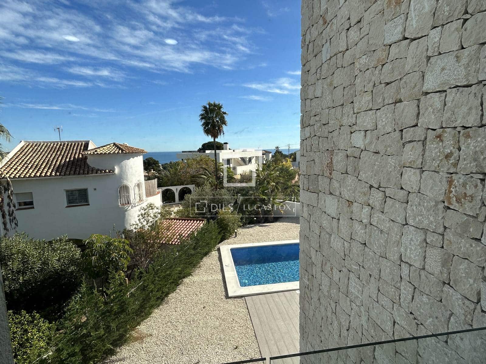 3 bedroom Villa for sale in Benissa with pool garage - € 1,175,000 (Ref: 8803268)