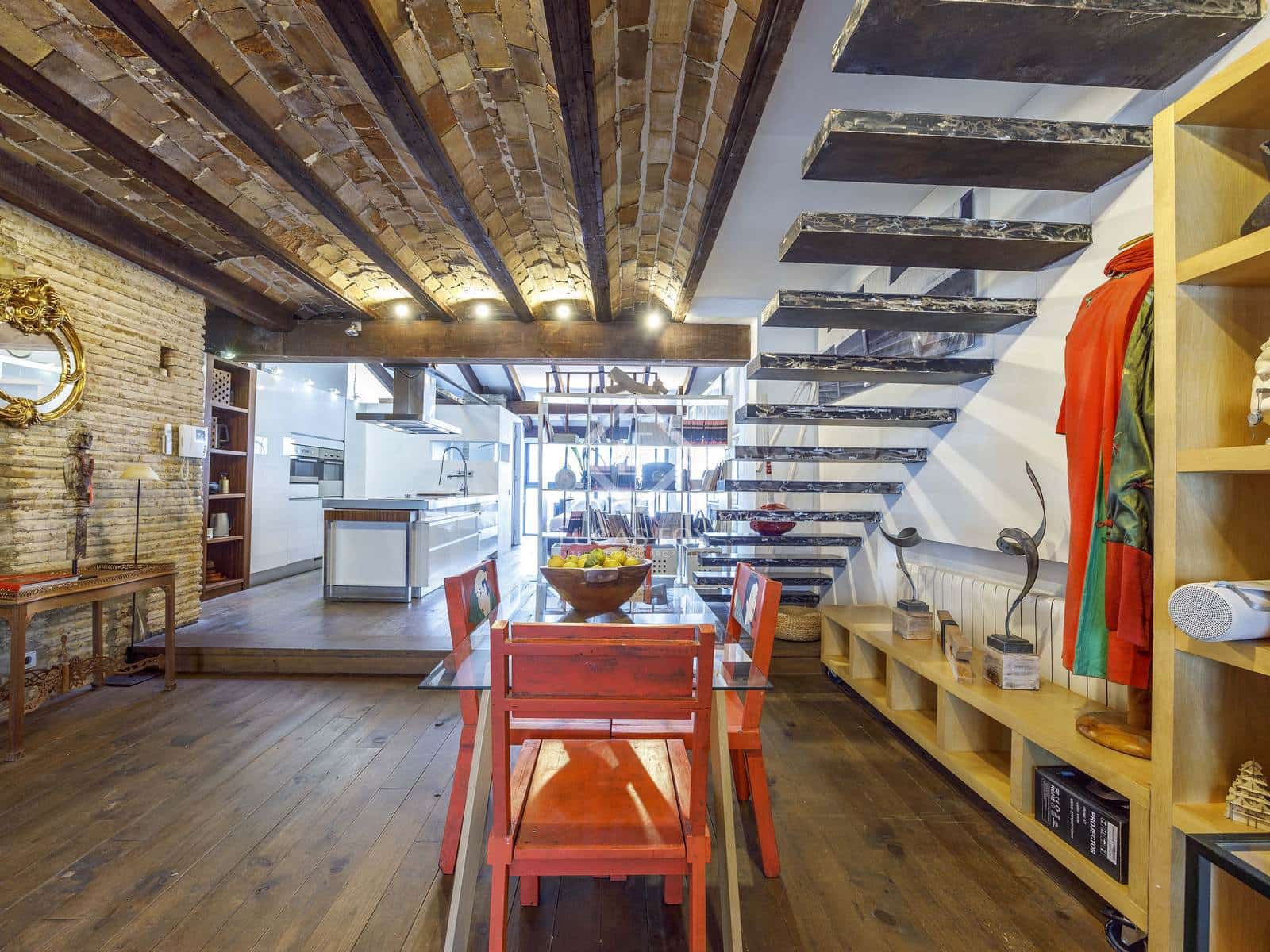 1 makuuhuone Huoneisto vuokrattavana paikassa Valencia kaupunki - 1 850 € (Ref: 8803952)