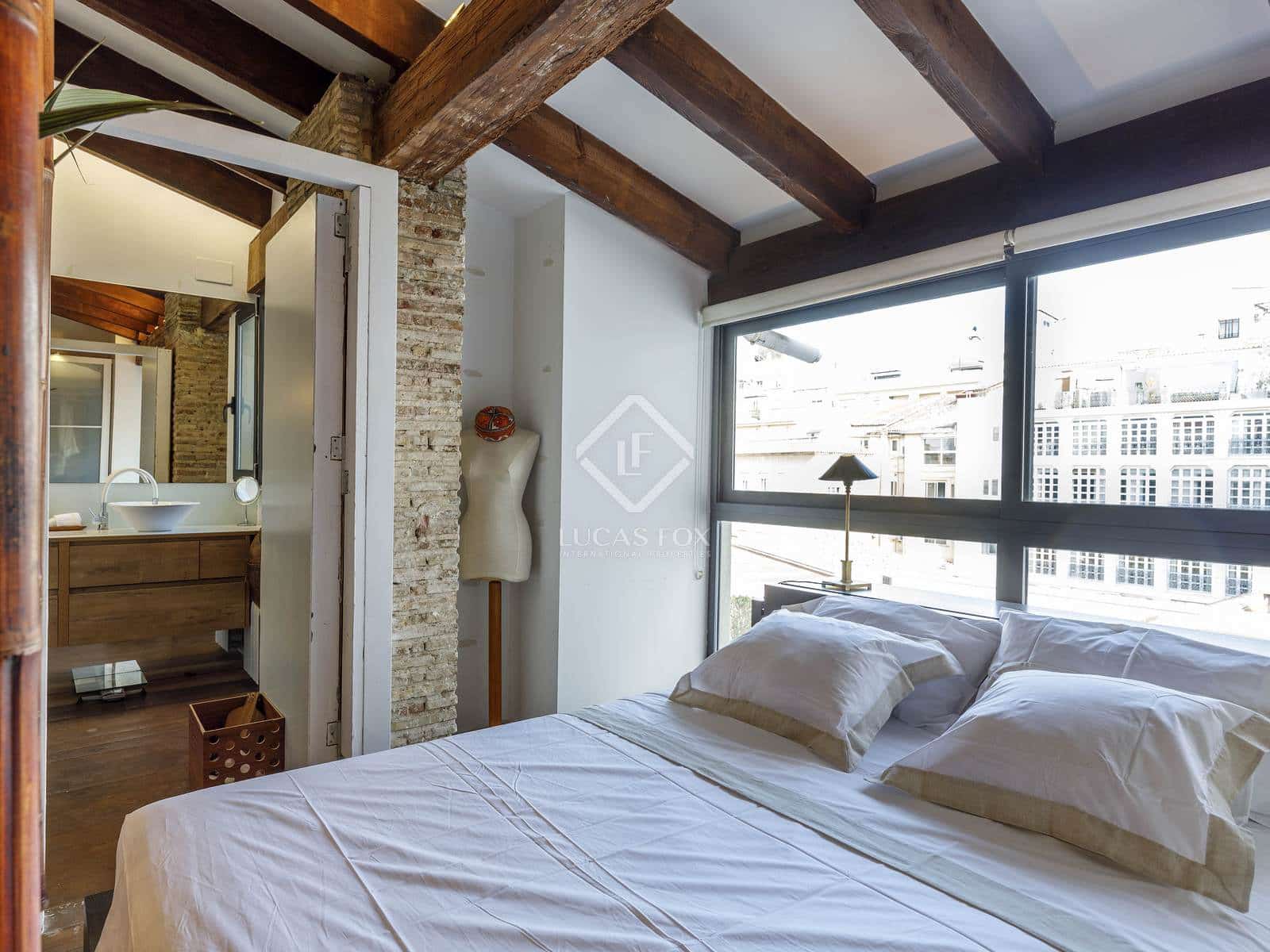 1 makuuhuone Huoneisto vuokrattavana paikassa Valencia kaupunki - 1 850 € (Ref: 8803952)