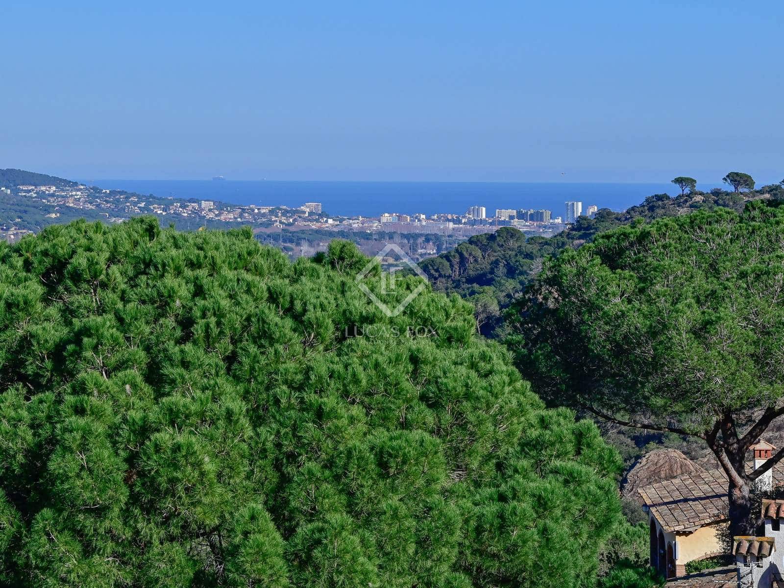 5 bedroom Villa for sale in Santa Cristina d'Aro with pool garage - € 2,500,000 (Ref: 8806542)