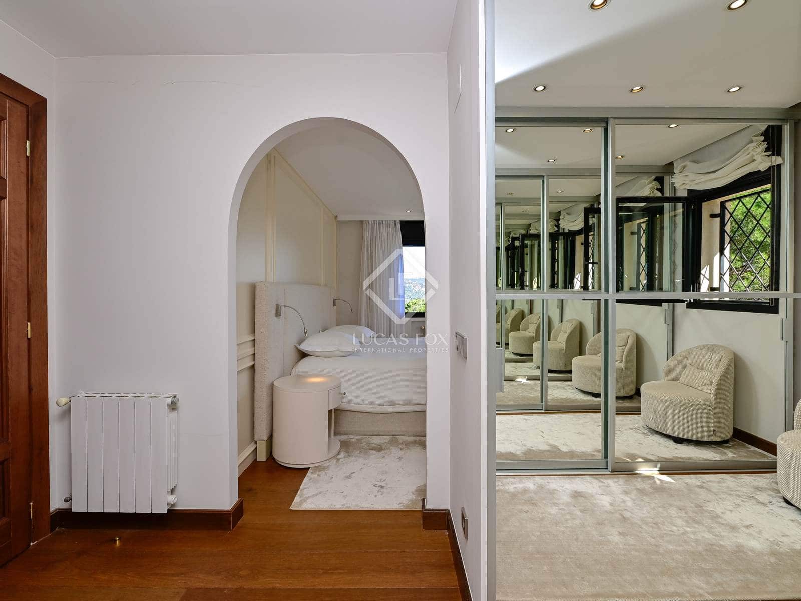 5 bedroom Villa for sale in Santa Cristina d'Aro with pool garage - € 2,500,000 (Ref: 8806542)