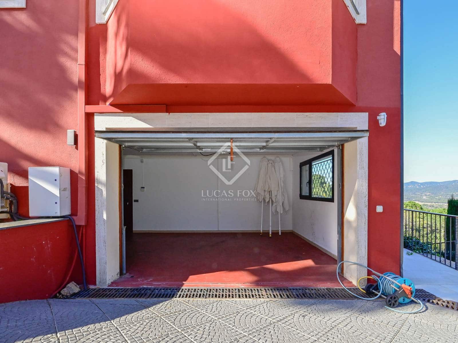 5 bedroom Villa for sale in Santa Cristina d'Aro with pool garage - € 2,500,000 (Ref: 8806542)