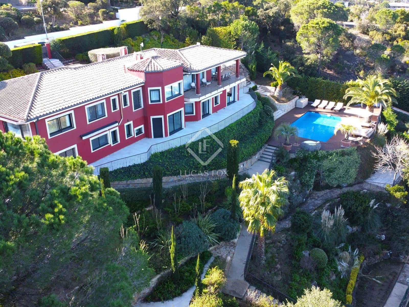 5 bedroom Villa for sale in Santa Cristina d'Aro with pool garage - € 2,500,000 (Ref: 8806542)