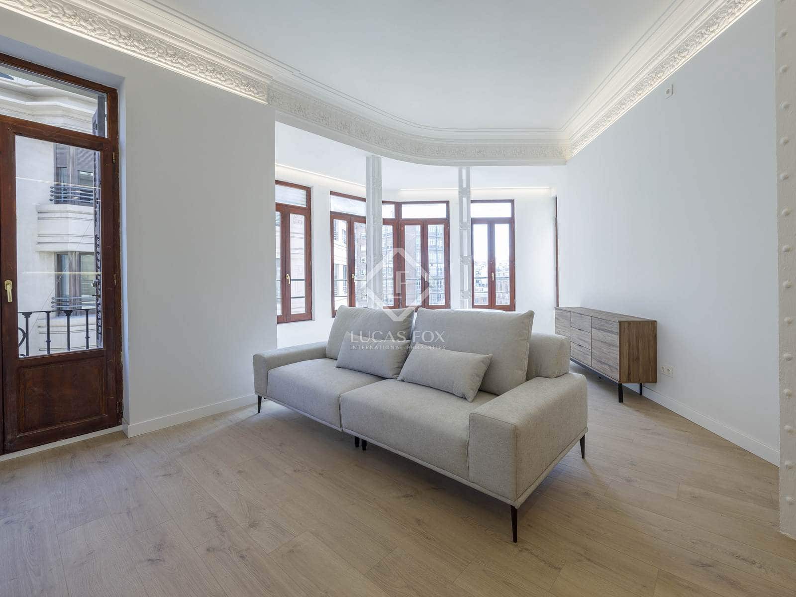 4 makuuhuone Huoneisto vuokrattavana paikassa Valencia kaupunki - 2 600 € (Ref: 8806544)