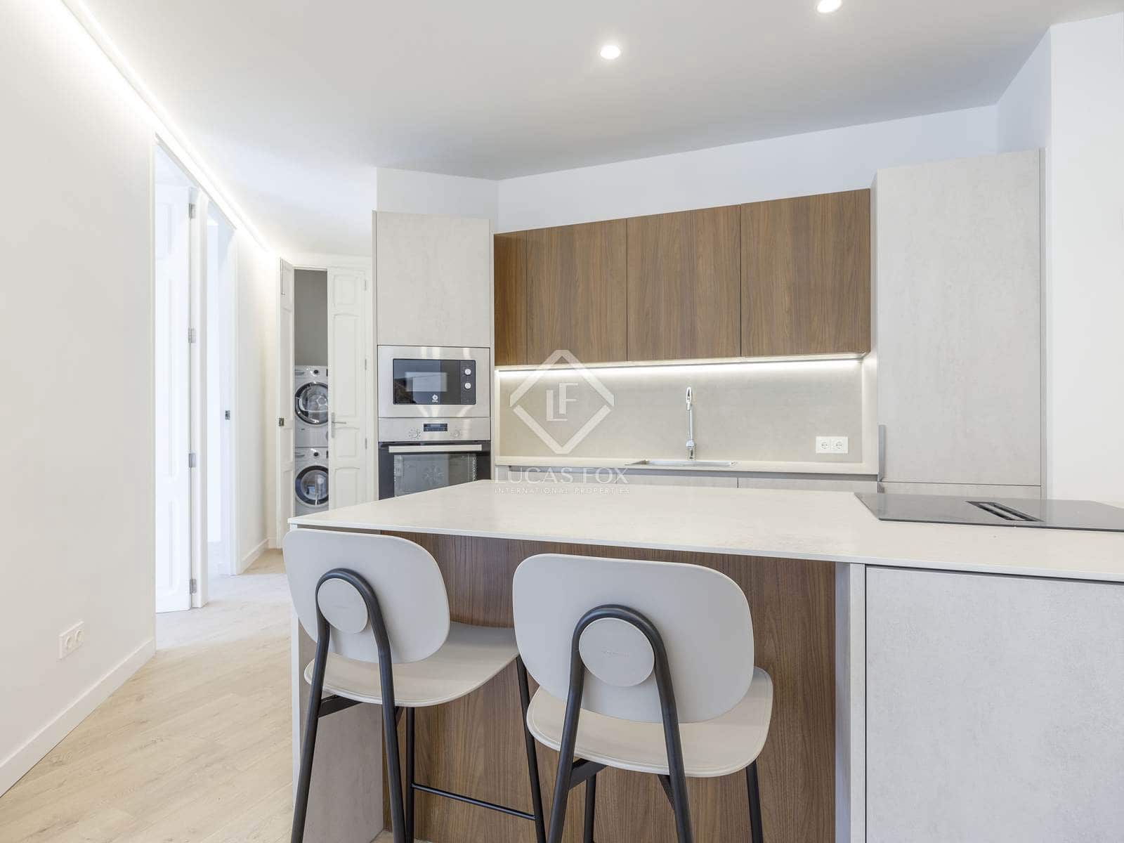 4 makuuhuone Huoneisto vuokrattavana paikassa Valencia kaupunki - 2 600 € (Ref: 8806544)