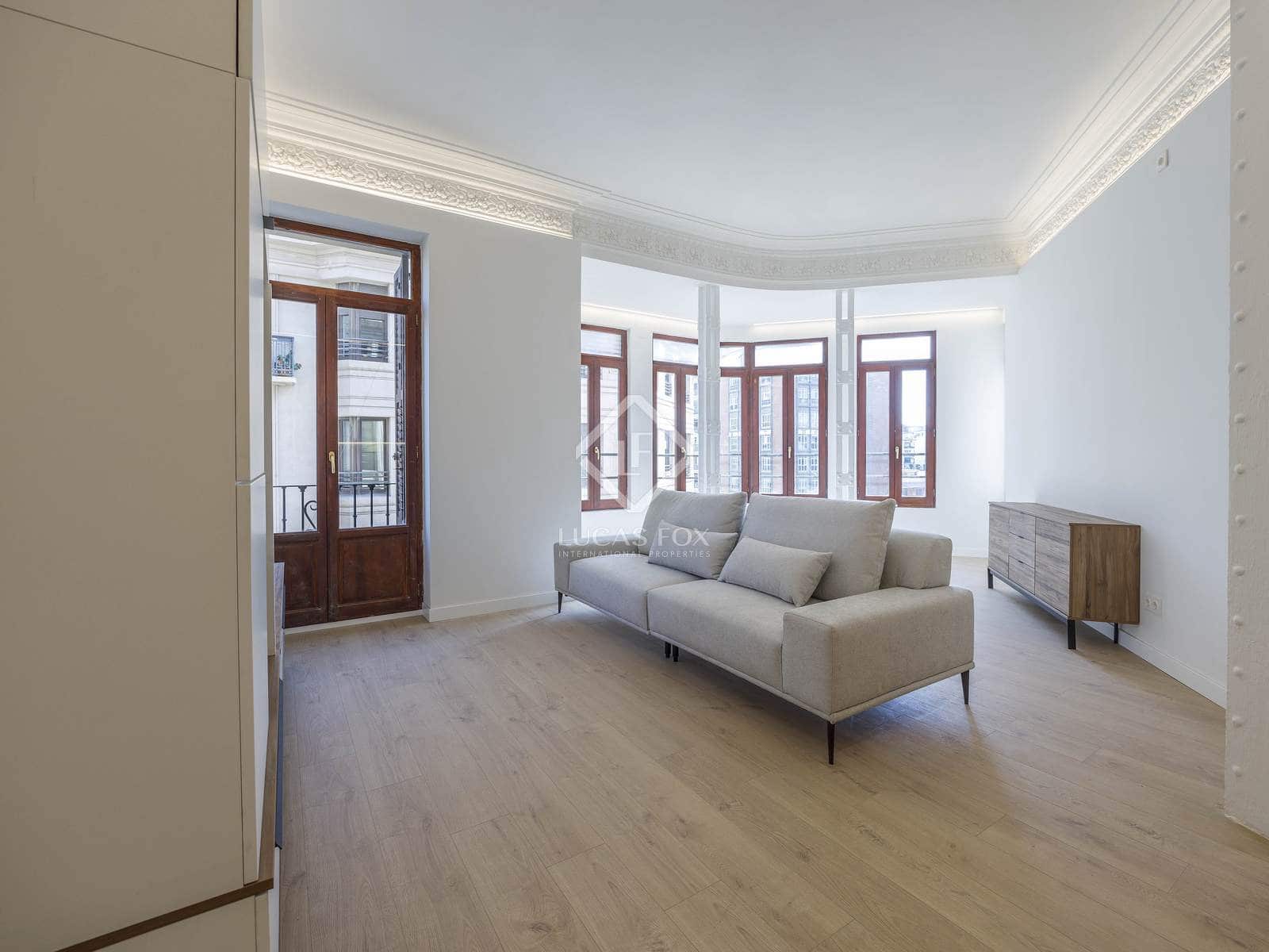 4 makuuhuone Huoneisto vuokrattavana paikassa Valencia kaupunki - 2 600 € (Ref: 8806544)