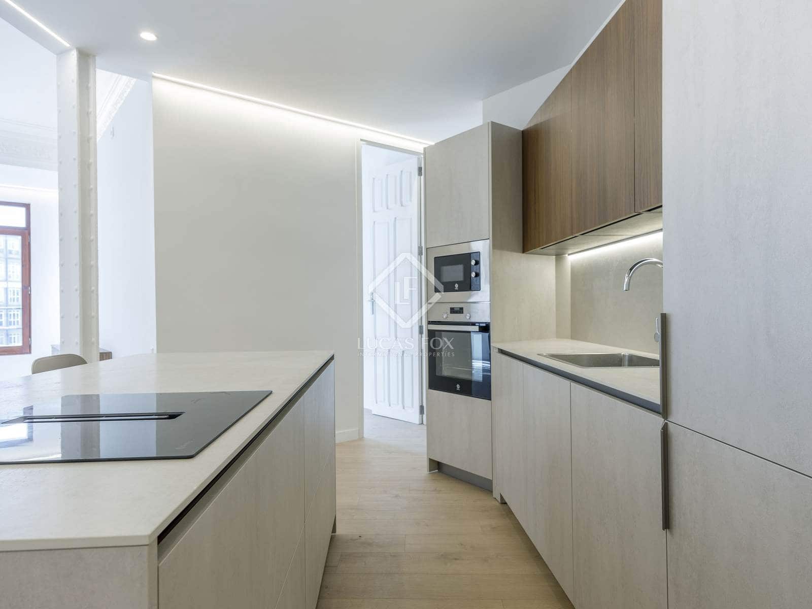 4 makuuhuone Huoneisto vuokrattavana paikassa Valencia kaupunki - 2 600 € (Ref: 8806544)
