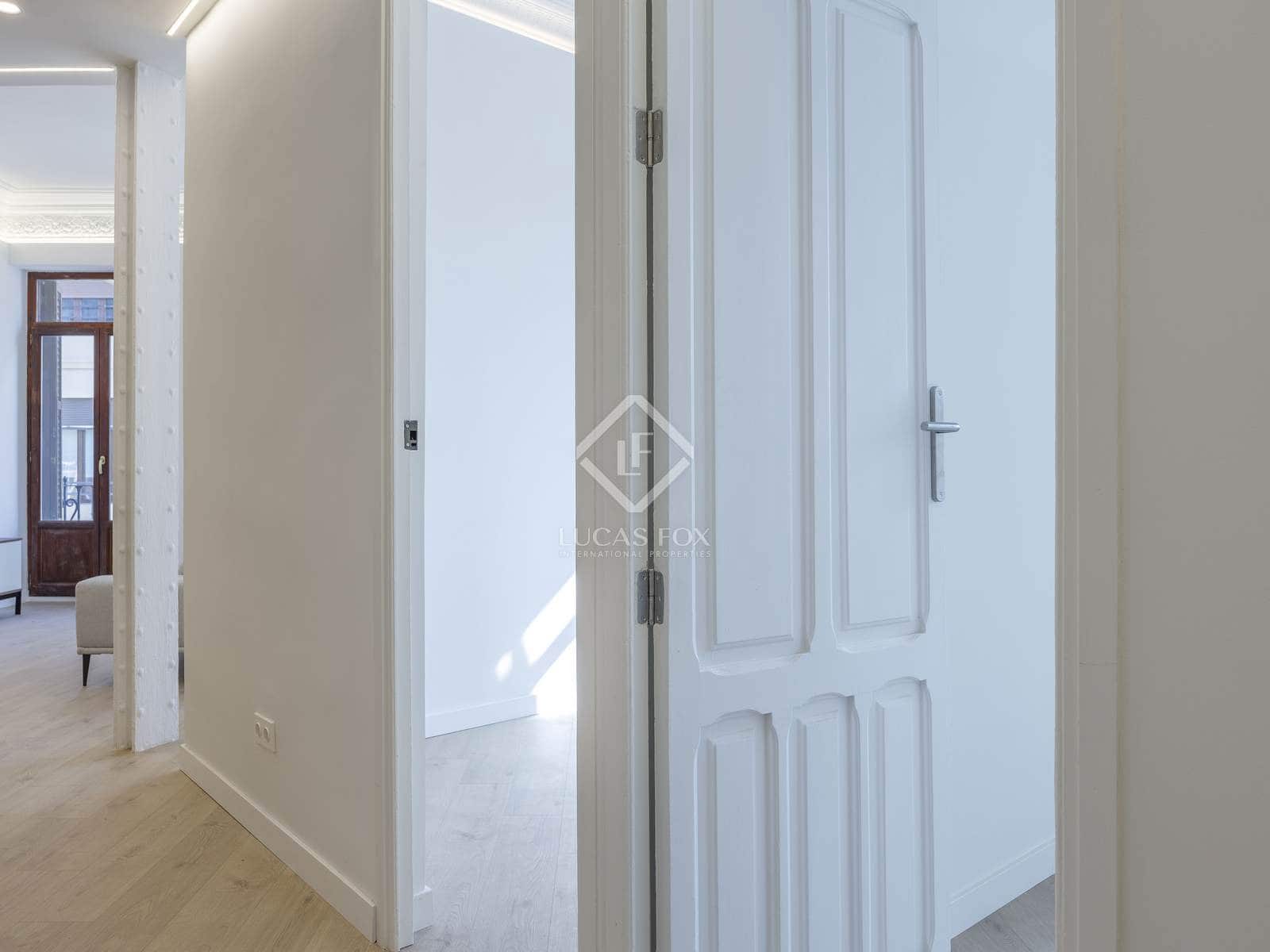 4 makuuhuone Huoneisto vuokrattavana paikassa Valencia kaupunki - 2 600 € (Ref: 8806544)