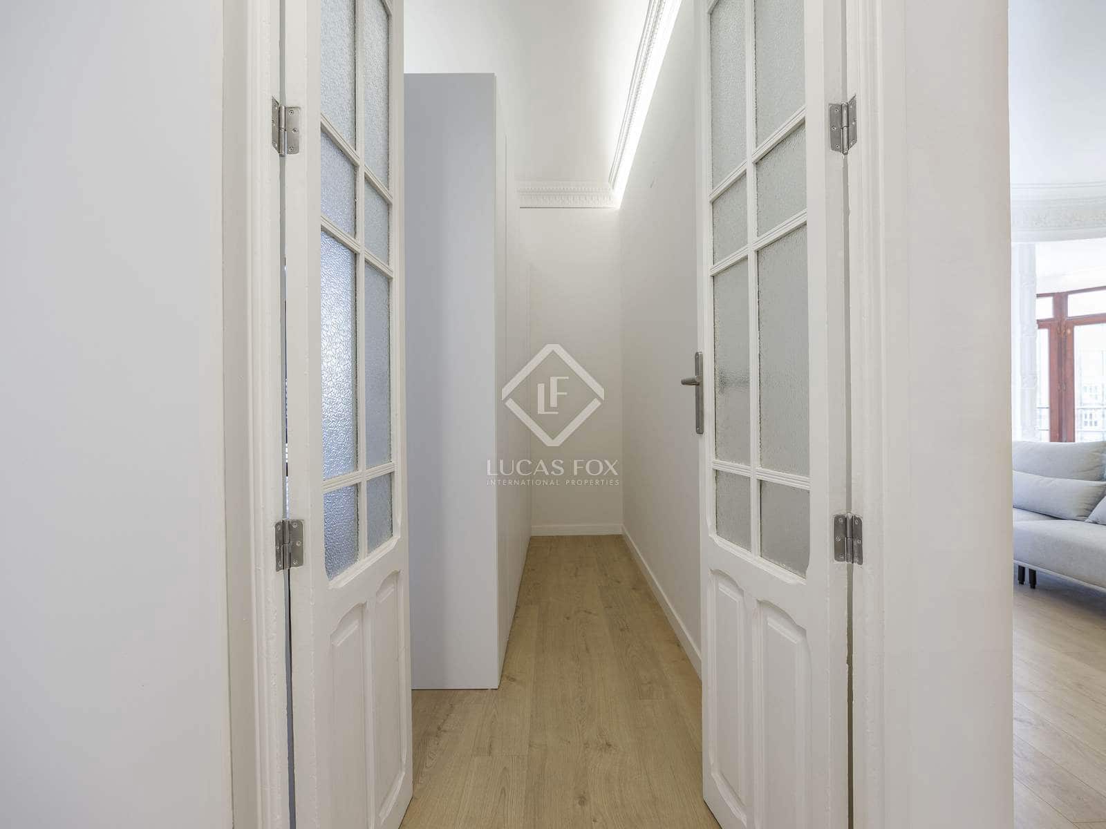 4 makuuhuone Huoneisto vuokrattavana paikassa Valencia kaupunki - 2 600 € (Ref: 8806544)