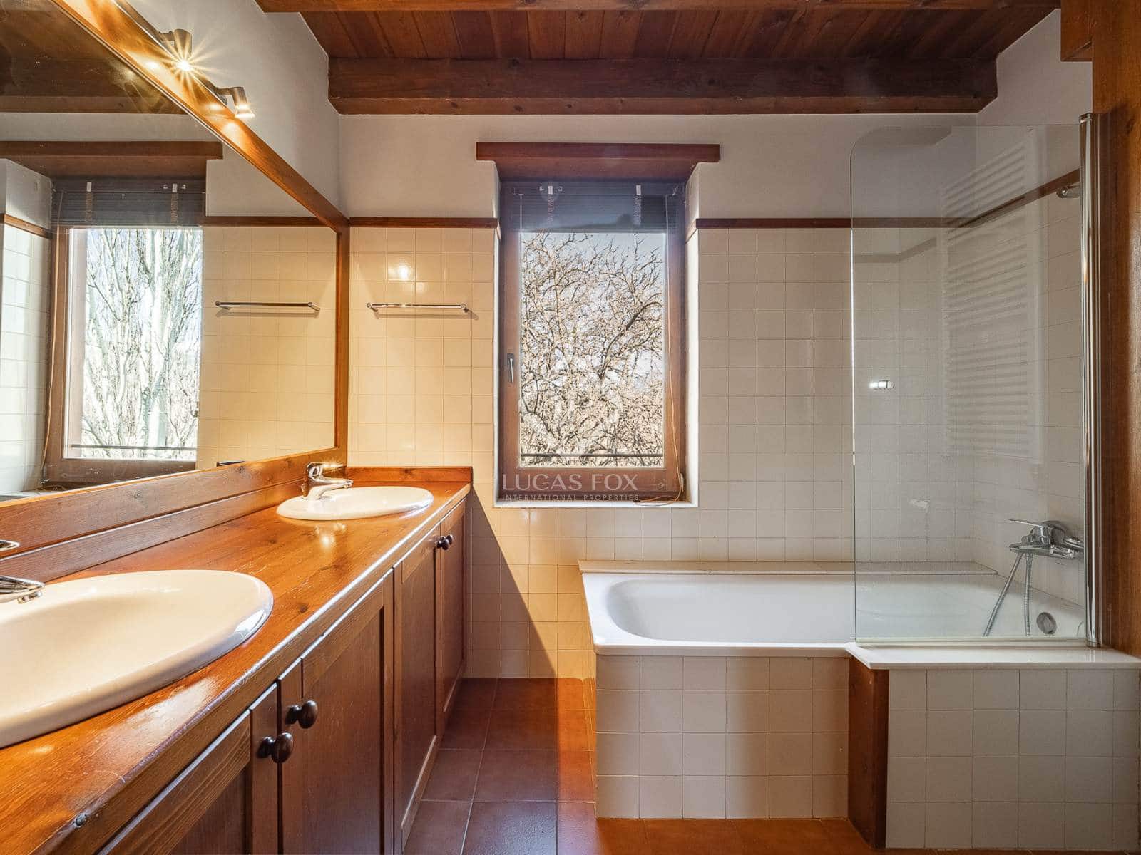 4 soveværelse Villa til salg i Fontanals de Cerdanya med garage - € 750.000 (Ref: 8807168)