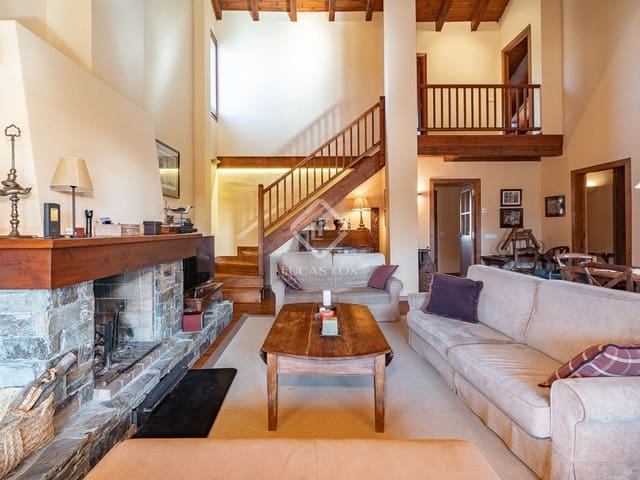 4 Zimmer Villa zu verkaufen in Fontanals de Cerdanya mit Garage - 750.000 € (Ref: 8807168)