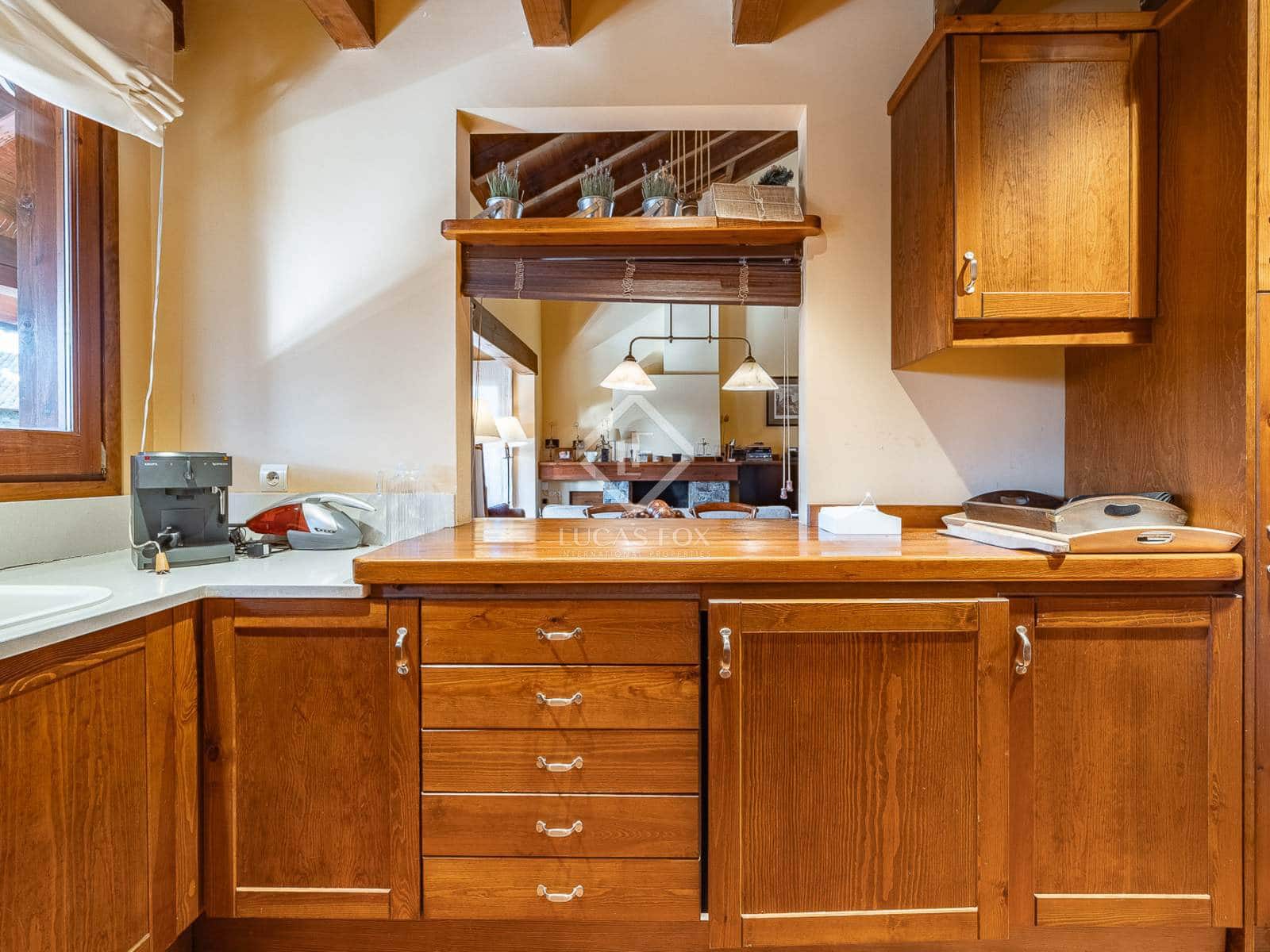 4 soveværelse Villa til salg i Fontanals de Cerdanya med garage - € 750.000 (Ref: 8807168)