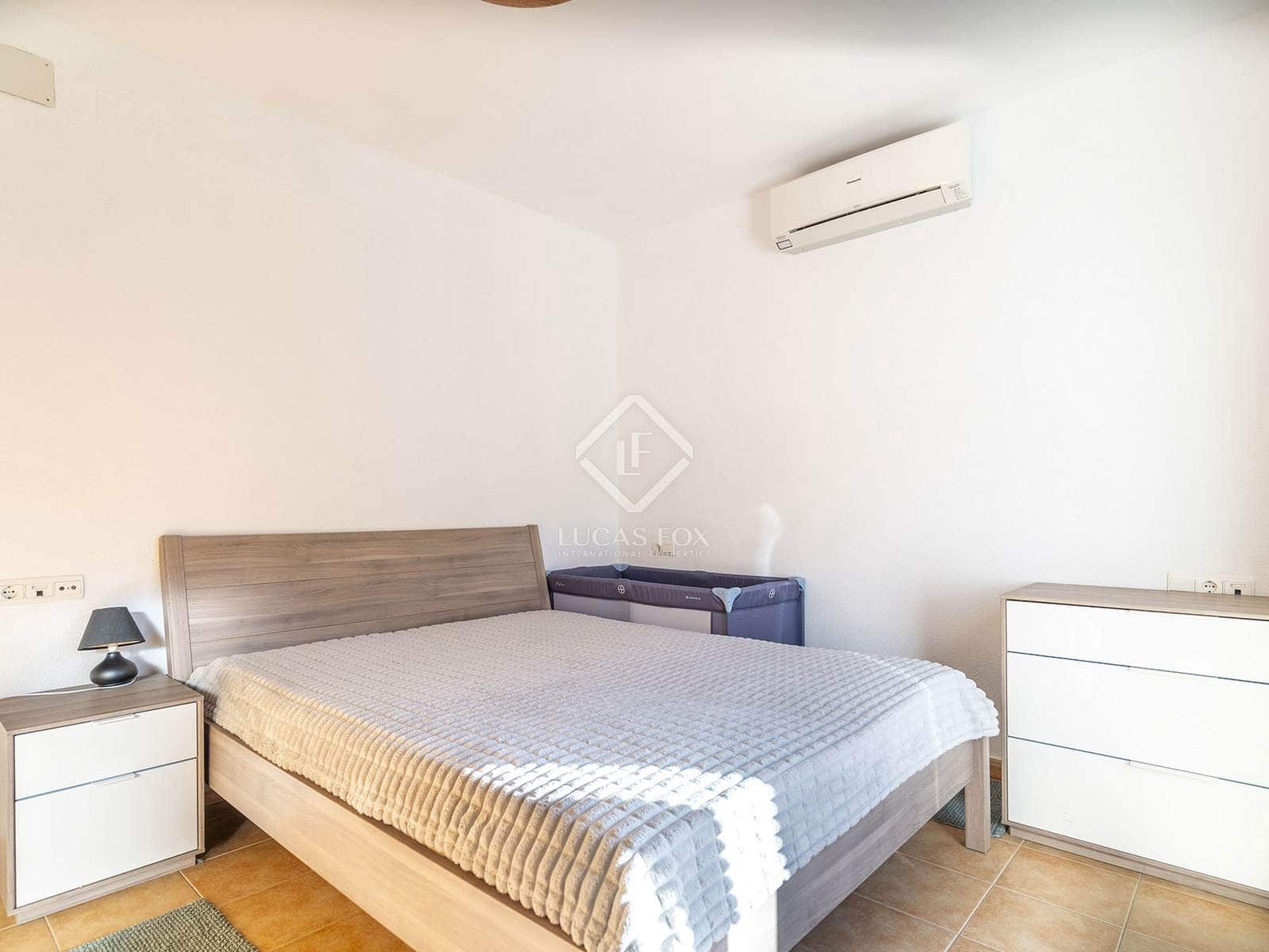 3 bedroom Villa for sale in Altea with pool garage - € 749,000 (Ref: 8807470)