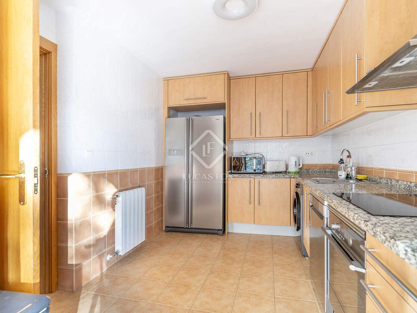 3 bedroom Villa for sale in Altea with pool garage - € 749,000 (Ref: 8807470)