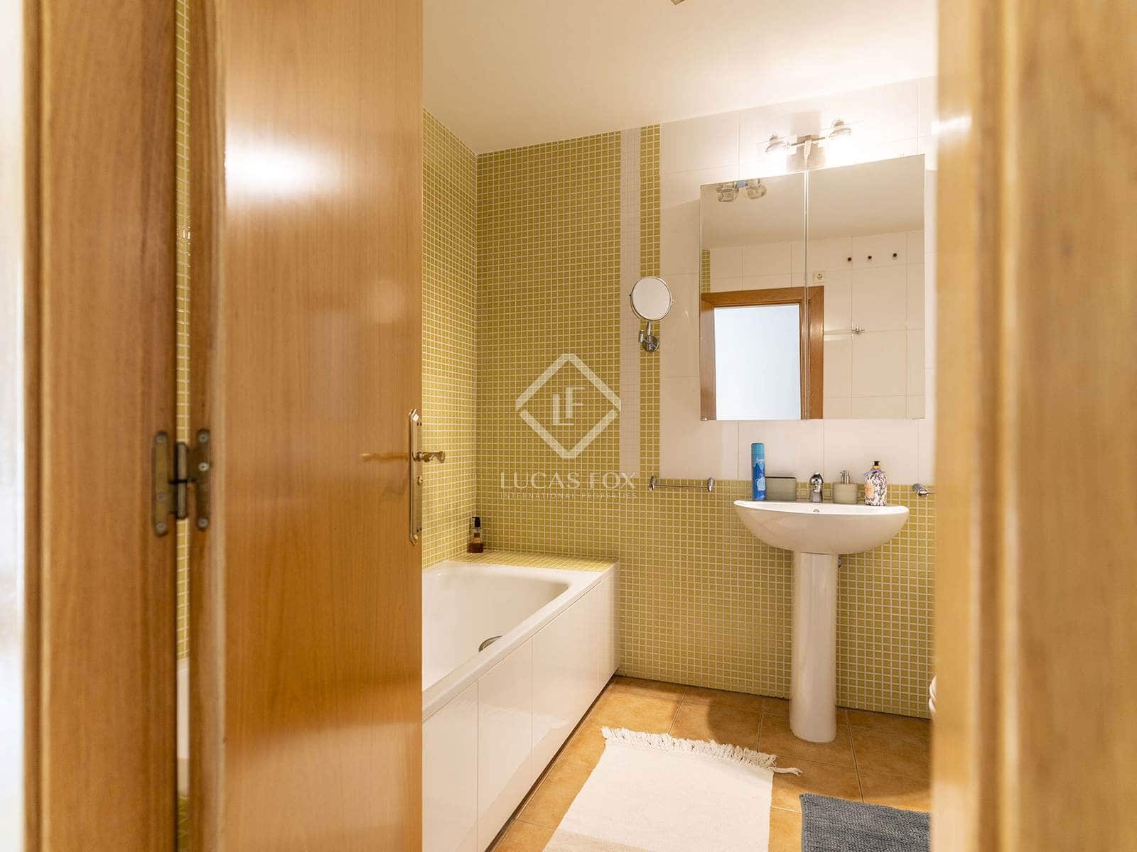 3 bedroom Villa for sale in Altea with pool garage - € 749,000 (Ref: 8807470)