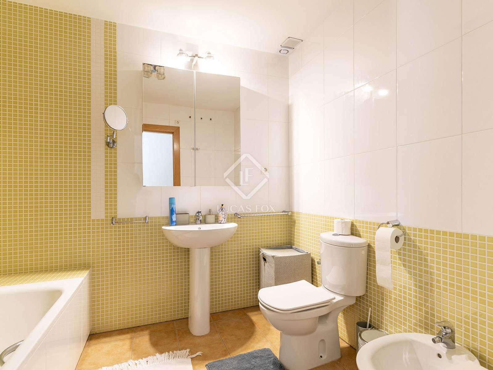 3 bedroom Villa for sale in Altea with pool garage - € 749,000 (Ref: 8807470)