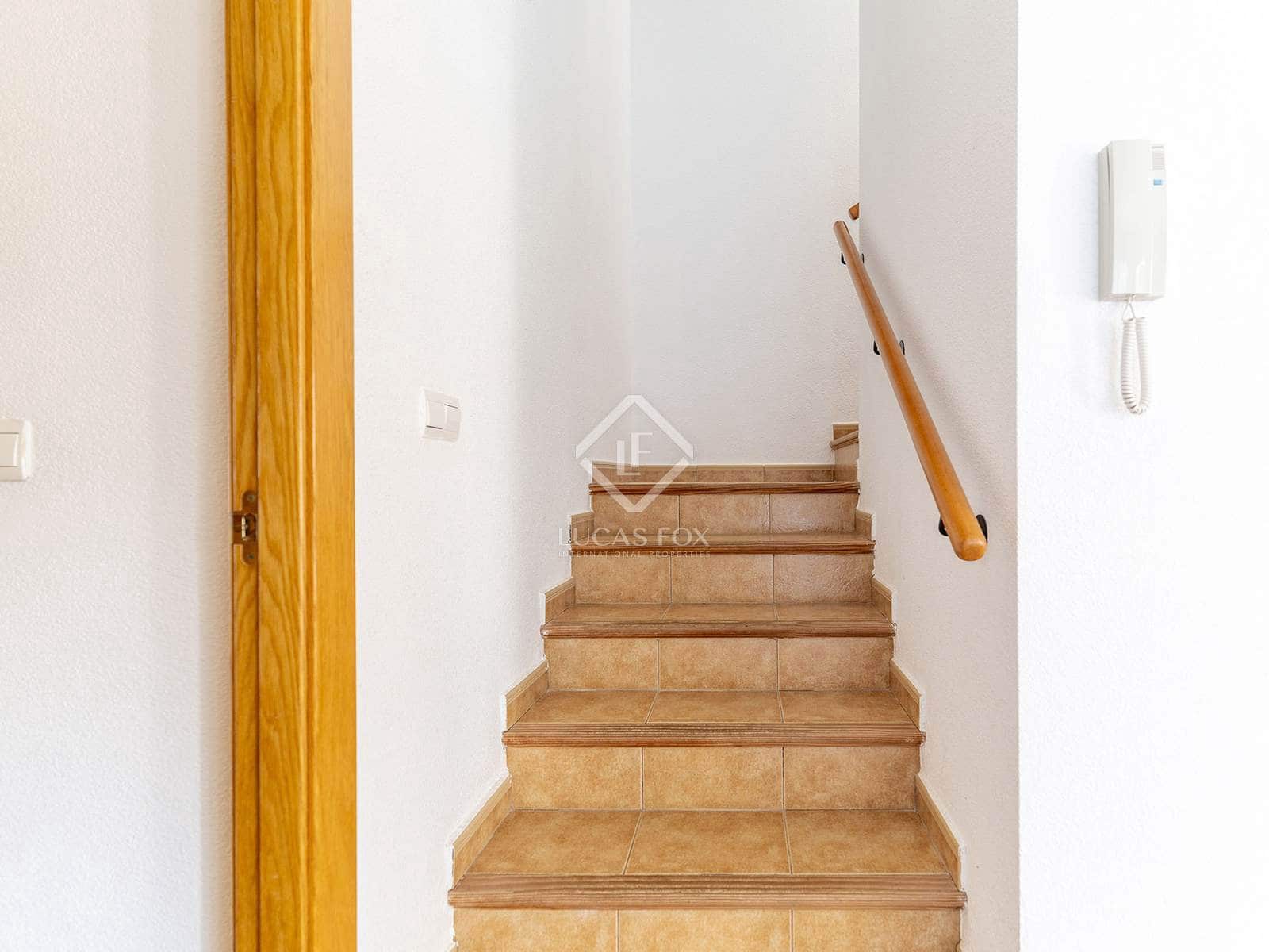 3 bedroom Villa for sale in Altea with pool garage - € 749,000 (Ref: 8807470)