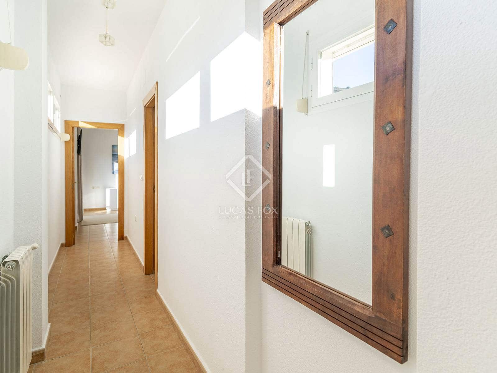 3 bedroom Villa for sale in Altea with pool garage - € 749,000 (Ref: 8807470)