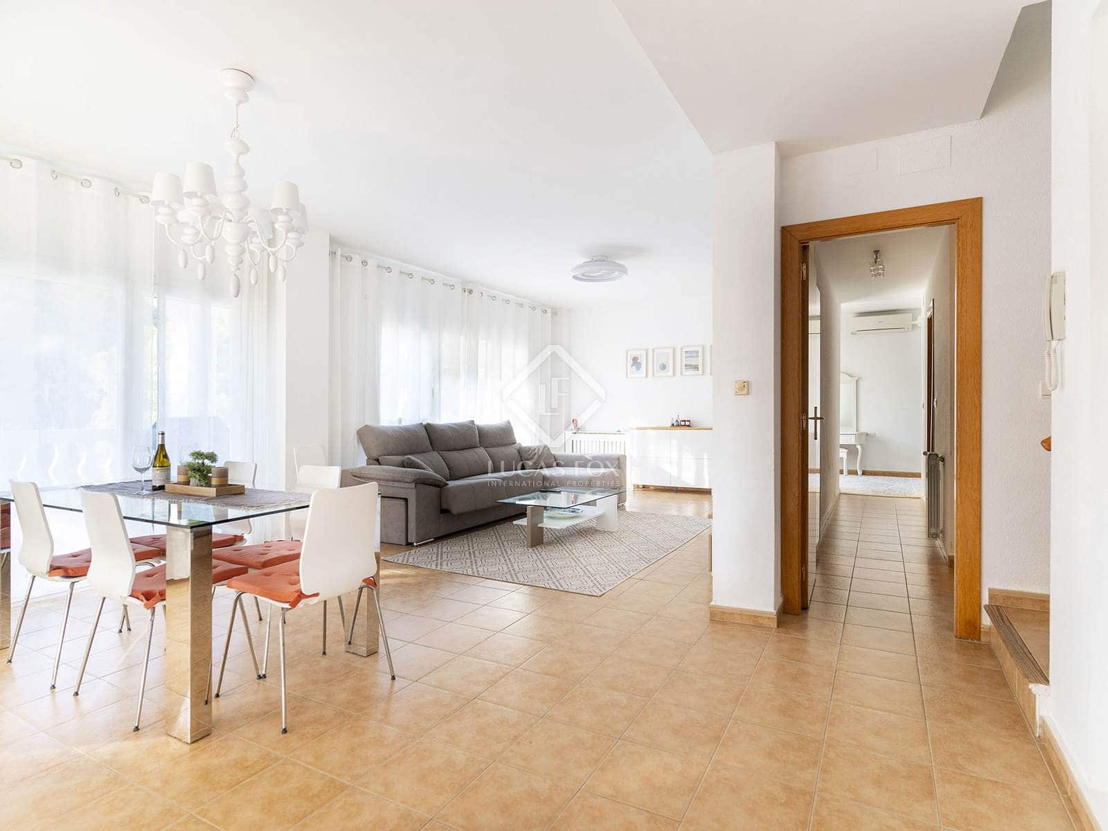 3 bedroom Villa for sale in Altea with pool garage - € 749,000 (Ref: 8807470)