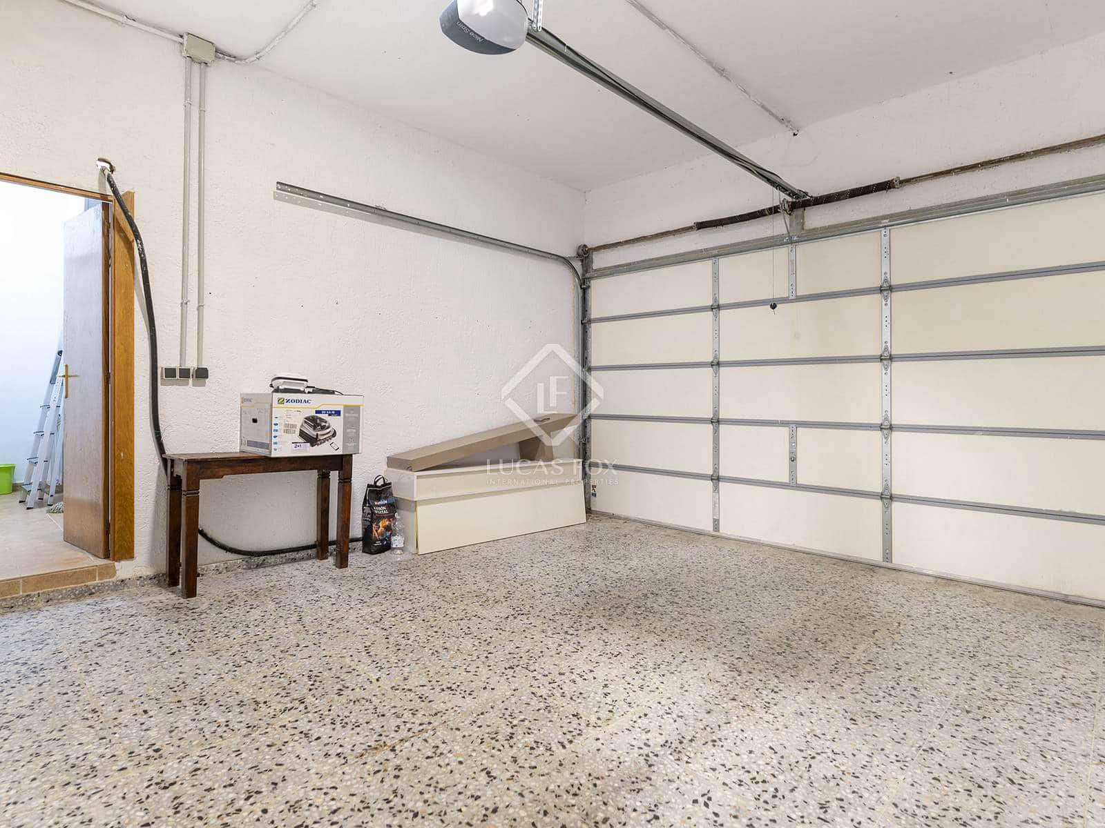 3 bedroom Villa for sale in Altea with pool garage - € 749,000 (Ref: 8807470)