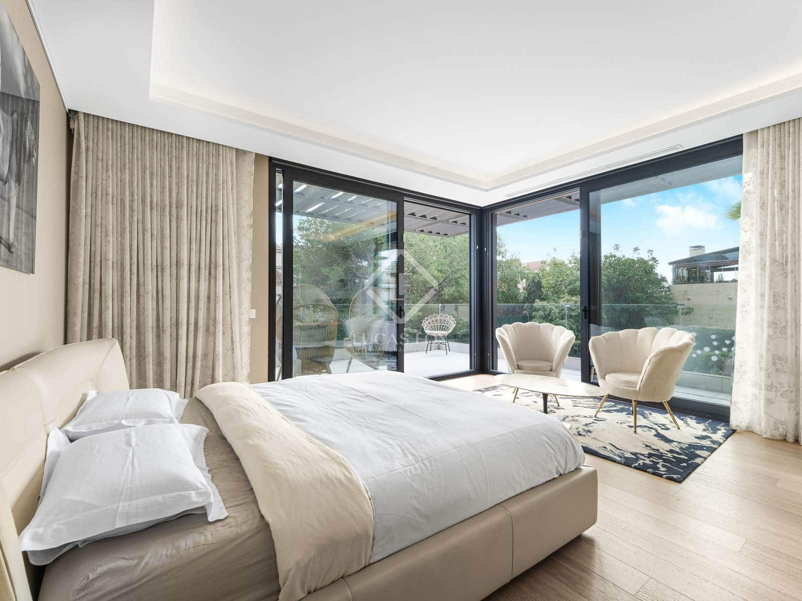 4 slaapkamer Villa te koop in Alicante stad met garage - € 3.150.000 (Ref: 8810384)