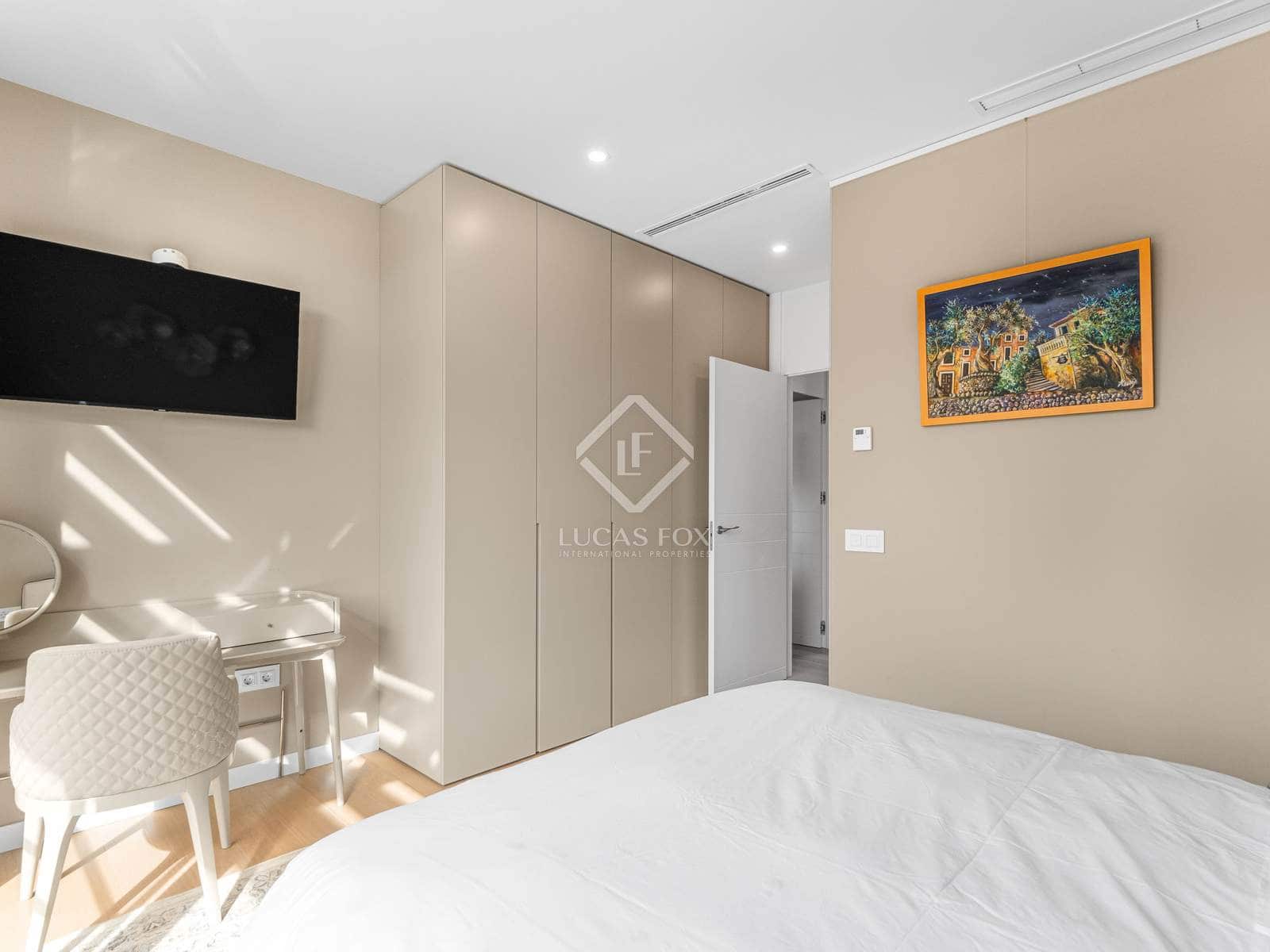 4 slaapkamer Villa te koop in Alicante stad met garage - € 3.150.000 (Ref: 8810384)