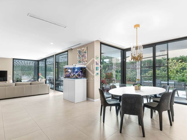 4 soverom Villa til salgs i Alicante by med garasje - € 3 150 000 (Ref: 8810384)