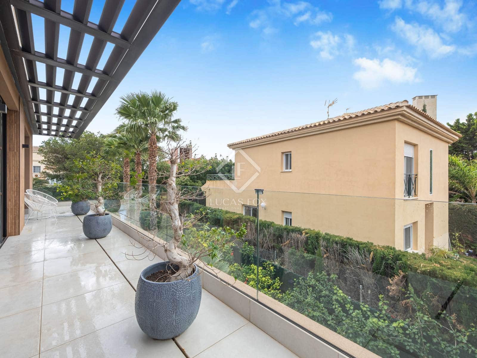 4 slaapkamer Villa te koop in Alicante stad met garage - € 3.150.000 (Ref: 8810384)