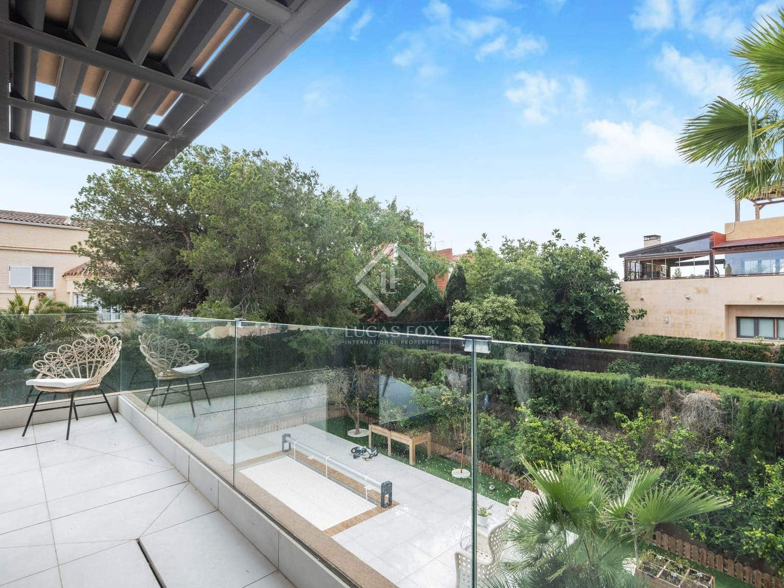 4 slaapkamer Villa te koop in Alicante stad met garage - € 3.150.000 (Ref: 8810384)