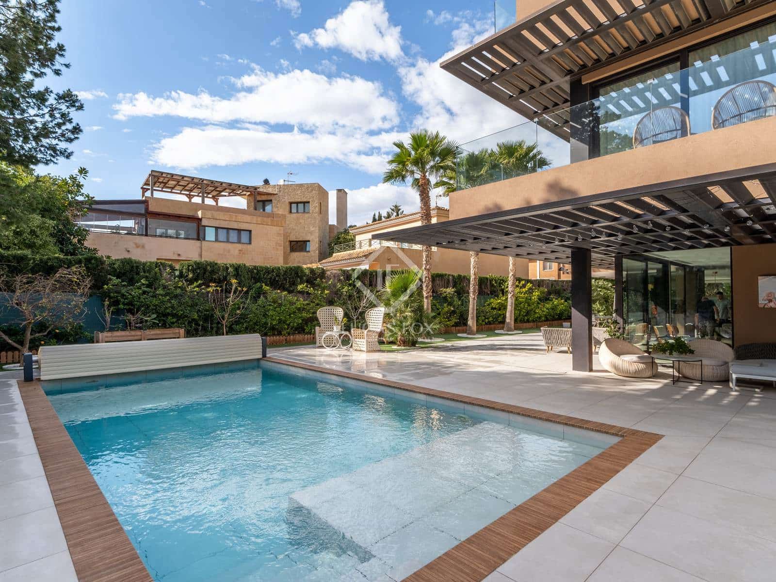 4 slaapkamer Villa te koop in Alicante stad met garage - € 3.150.000 (Ref: 8810384)