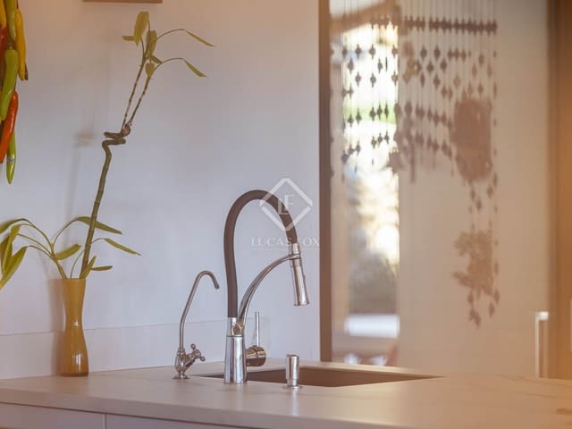 Chalet de 3 habitaciones en Javea / Xàbia en venta con piscina garaje - 845.000 € (Ref: 8810386)