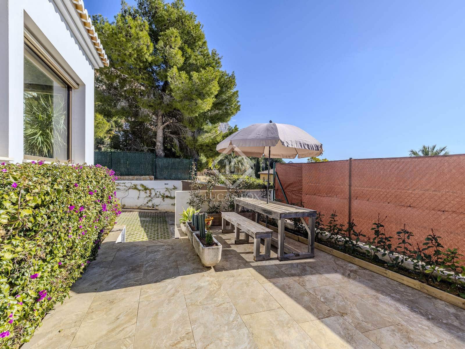3 bedroom Villa for sale in Javea / Xabia with pool garage - € 845,000 (Ref: 8810386)