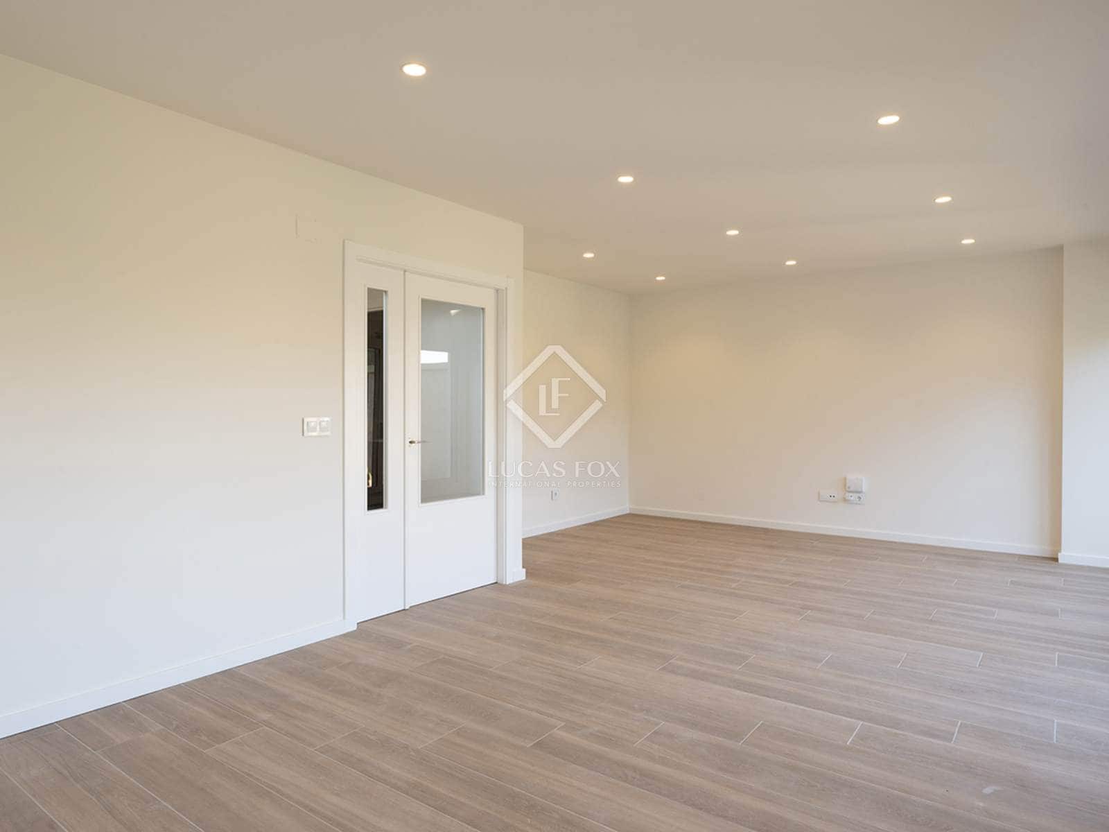 4 soveværelse Villa til salg i Sanxenxo med swimmingpool garage - € 500.000 (Ref: 8810407)