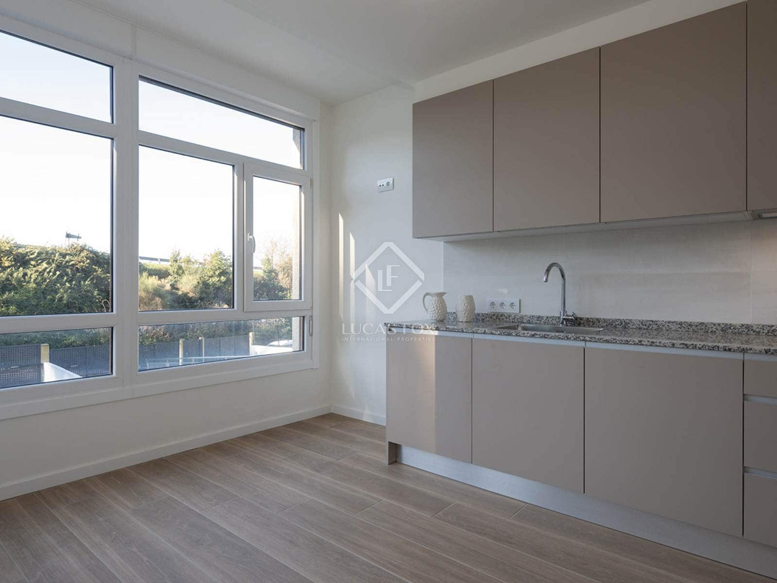 4 soveværelse Villa til salg i Sanxenxo med swimmingpool garage - € 500.000 (Ref: 8810407)