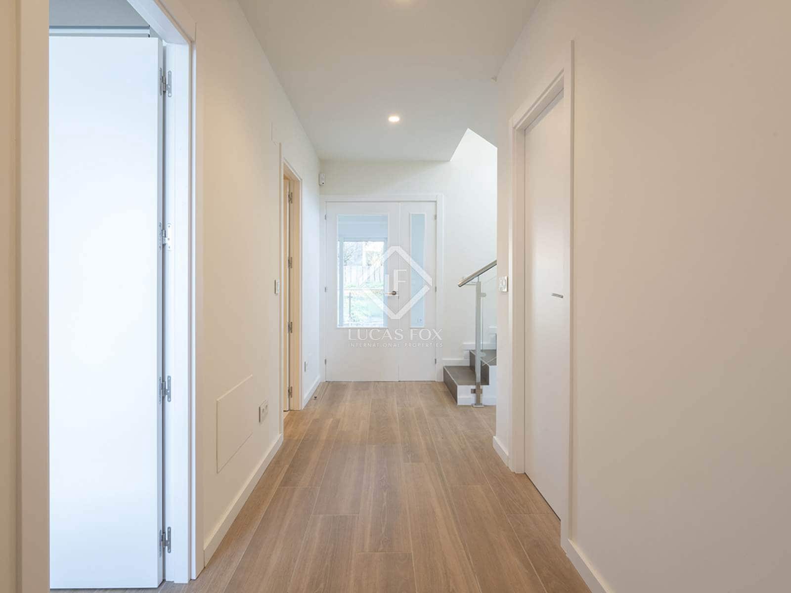 4 soveværelse Villa til salg i Sanxenxo med garage - € 340.000 (Ref: 8810413)