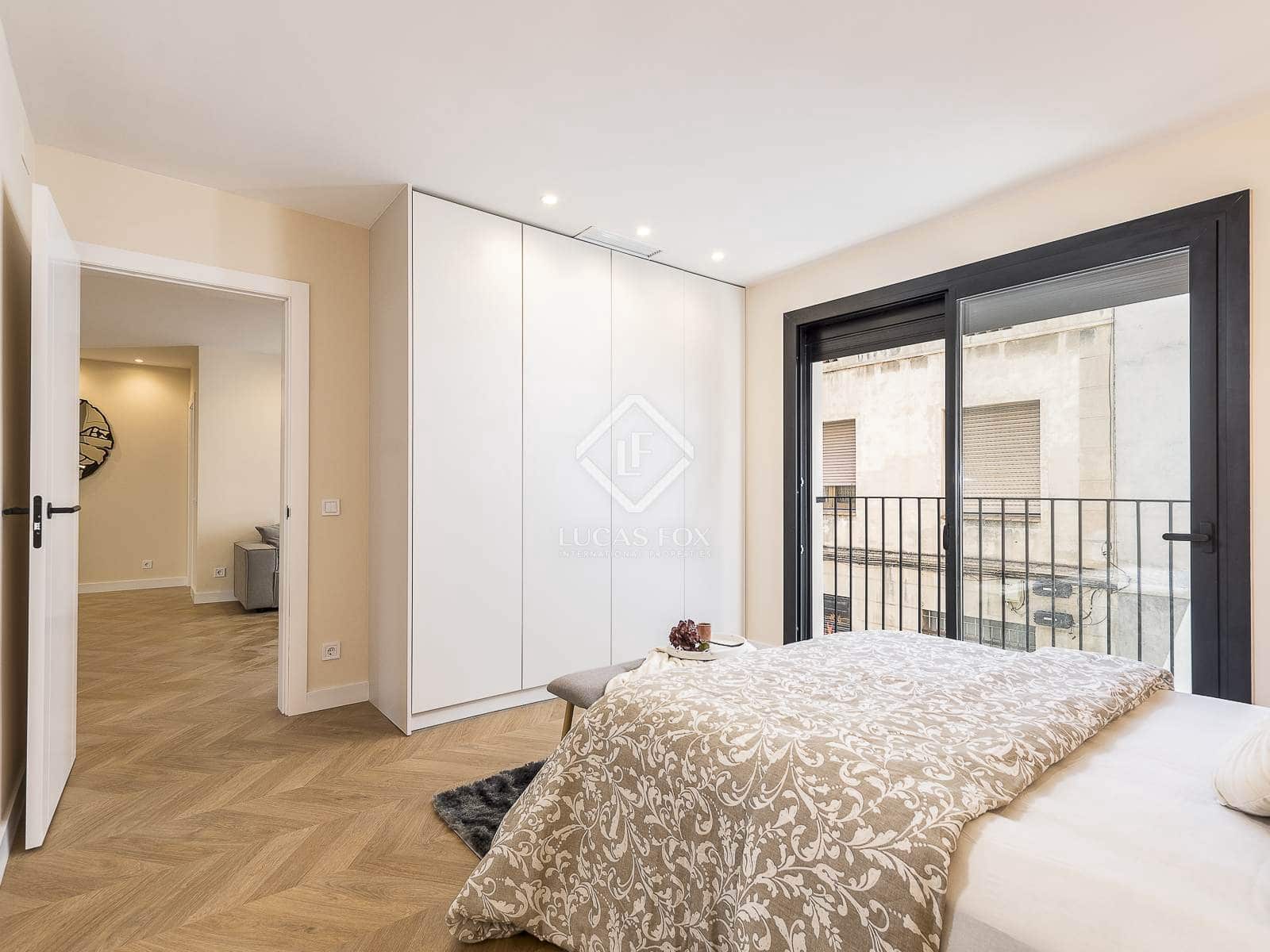 2 slaapkamer Appartement te koop in Barcelona stad met zwembad - € 635.000 (Ref: 8810624)