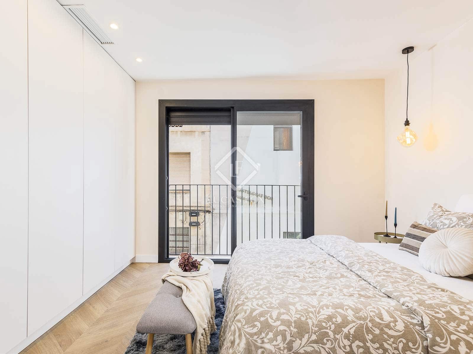 2 slaapkamer Appartement te koop in Barcelona stad met zwembad - € 635.000 (Ref: 8810624)