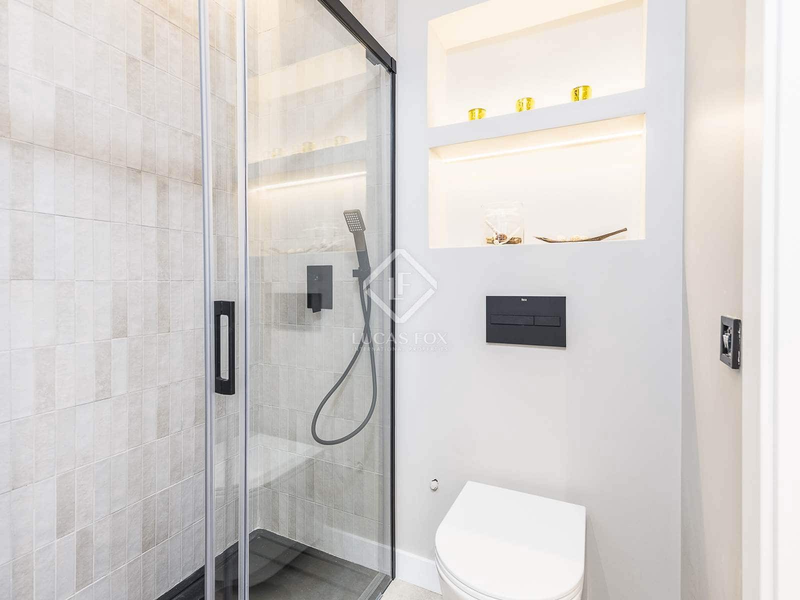 2 slaapkamer Appartement te koop in Barcelona stad met zwembad - € 635.000 (Ref: 8810624)