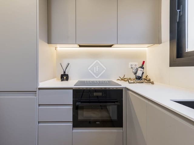 2 slaapkamer Appartement te koop in Barcelona stad met zwembad - € 635.000 (Ref: 8810624)