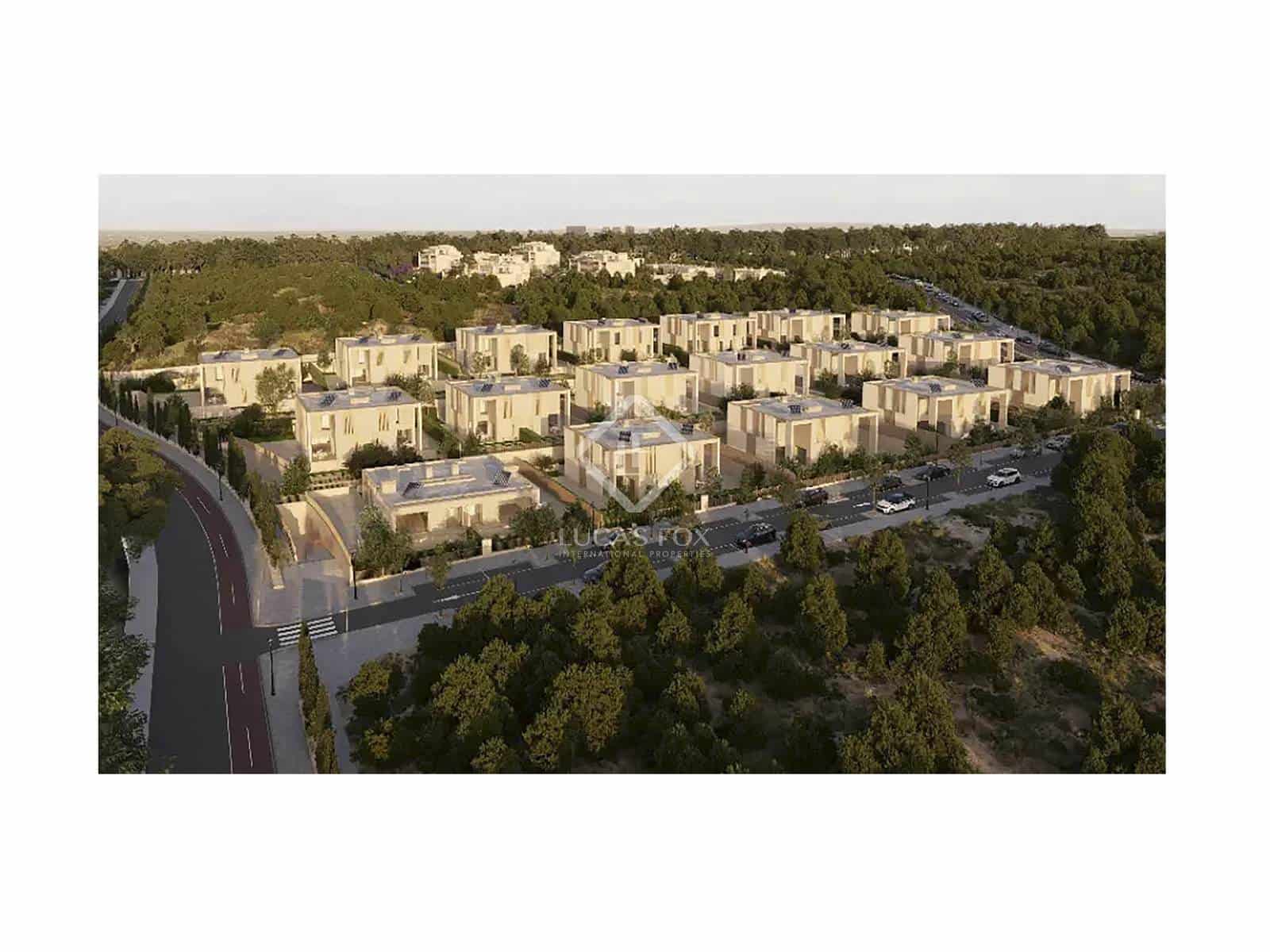 4 sypialnia Willa na sprzedaż w Godella z basenem garażem - 825 000 € (Ref: 8810930)