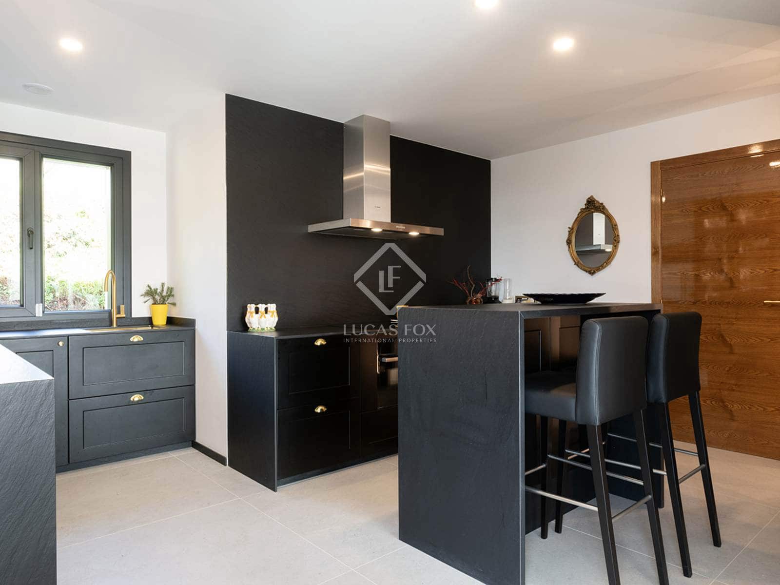 3 quarto Moradia para venda em Sanxenxo com garagem - 990 000 € (Ref: 8811013)