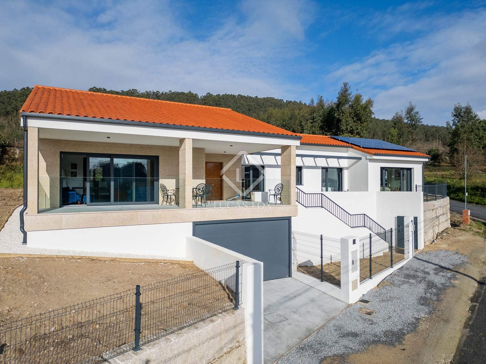 3 quarto Moradia para venda em Sanxenxo com garagem - 990 000 € (Ref: 8811013)