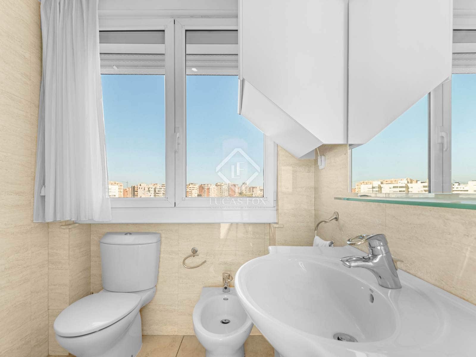 6 sypialnia Penthouse na sprzedaż w Miasto Alicante / Alacant z basenem garażem - 2 900 000 € (Ref: 8811934)