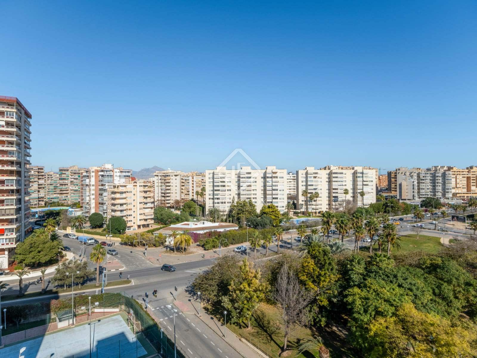 6 sypialnia Penthouse na sprzedaż w Miasto Alicante / Alacant z basenem garażem - 2 900 000 € (Ref: 8811934)