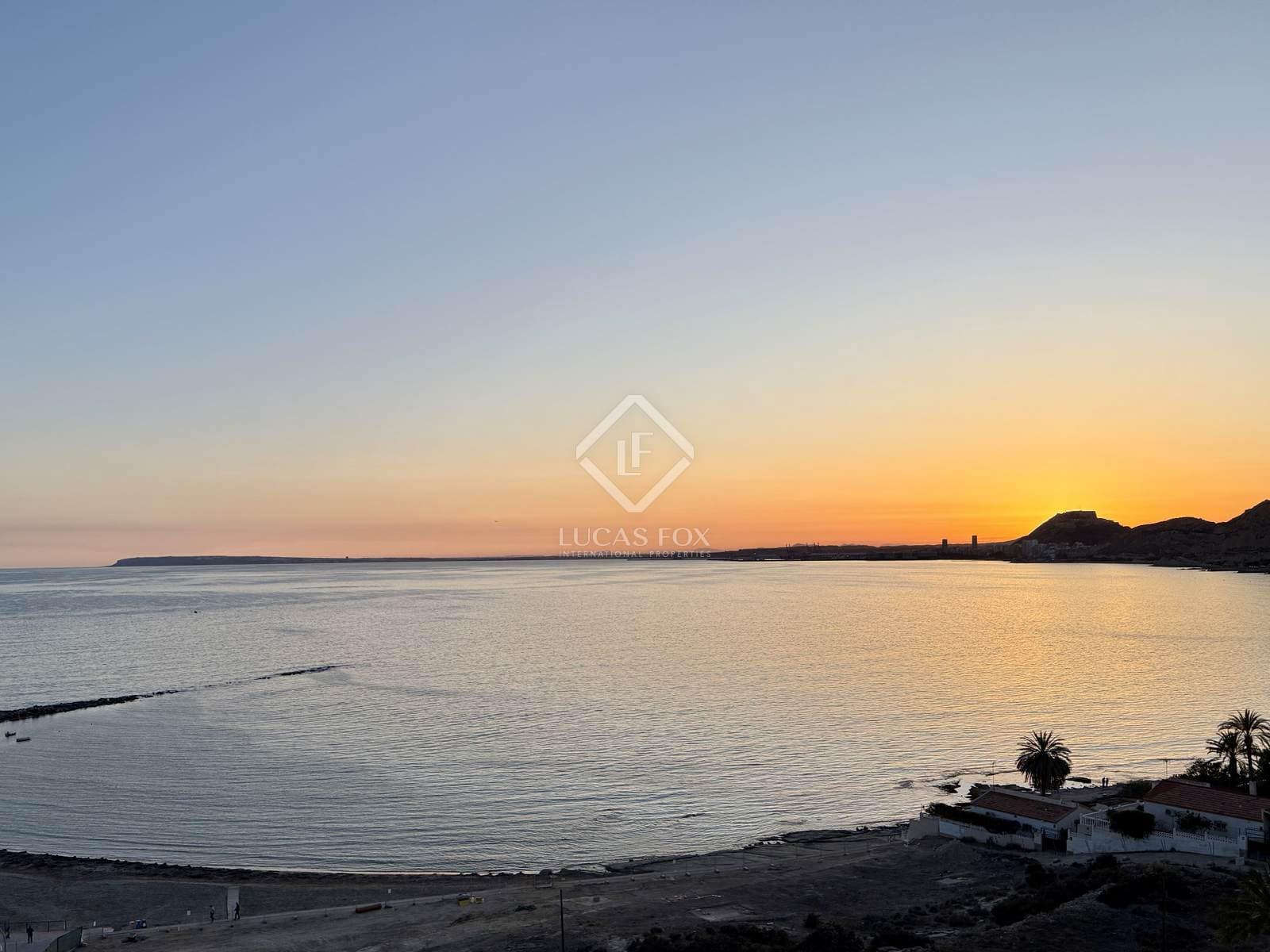 6 sypialnia Penthouse na sprzedaż w Miasto Alicante / Alacant z basenem garażem - 2 900 000 € (Ref: 8811934)