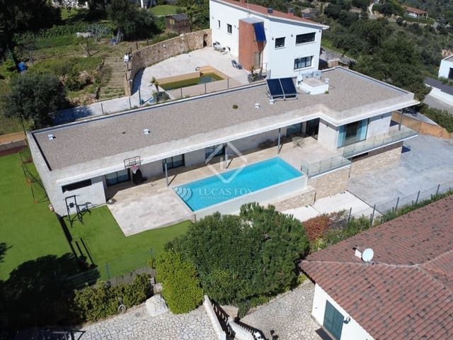 4 slaapkamer Villa te koop in Castell-Platja d'Aro met zwembad garage - € 1.450.000 (Ref: 8814607)
